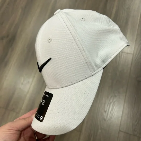 Nike club Cap s/m - Picture 2 of 5
